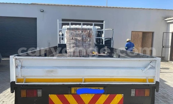 Acheter Occasion Utilitaire Isuzu FTR 850 Blanc à Grootfontein, Namibie Acheter Occasion Utilitaire Isuzu FTR 850 Blanc à Grootfontein, Namibie