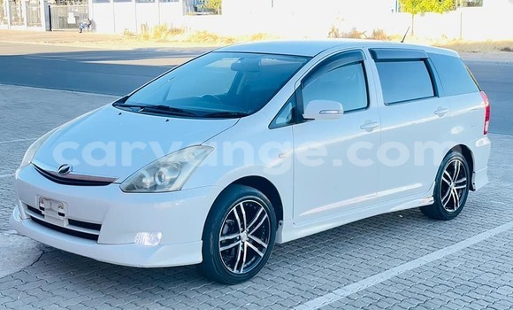 Acheter Occasion Voiture Toyota Wish Blanc à Grootfontein, Namibie