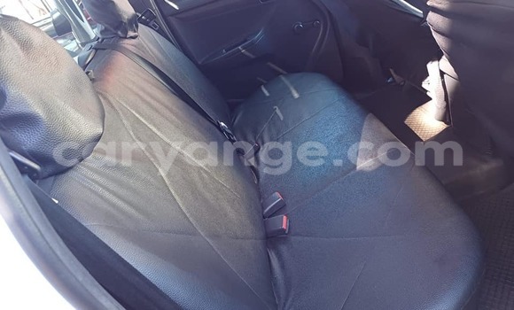 Buy Used Isuzu D–MAX White Car in Bethanien in Karas Buy Used Isuzu D–MAX White Car in Bethanien in Karas