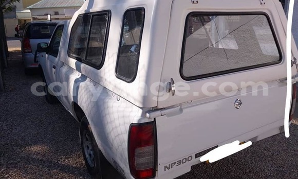 Buy Used Nissan NP 300 White Car in Bethanien in Karas Buy Used Nissan NP 300 White Car in Bethanien in Karas