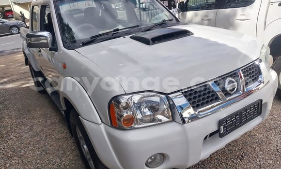Acheter Occasion Voiture Nissan NP 300 Blanc à Gobabis, Omaheke