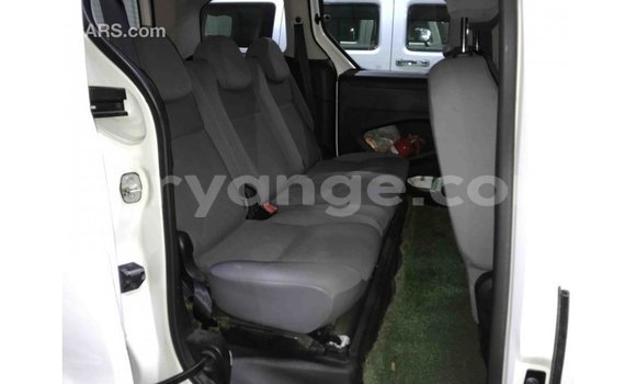 Buy Import Peugeot Partner White Car in Import - Dubai in Namibia