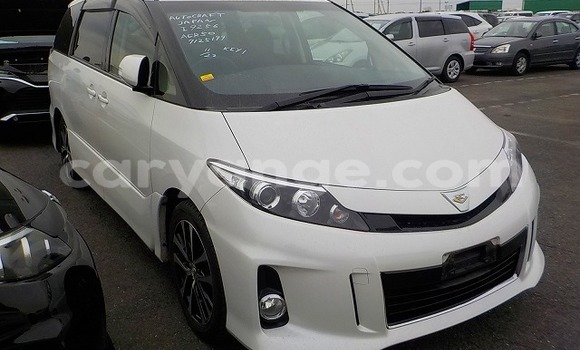 Buy Used Toyota Estima White Car in Windhoek in Namibia Buy Used Toyota Estima White Car in Windhoek in Namibia