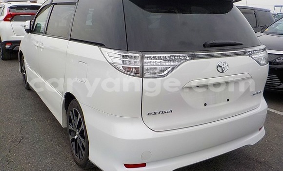 Buy Used Toyota Estima White Car in Windhoek in Namibia Buy Used Toyota Estima White Car in Windhoek in Namibia