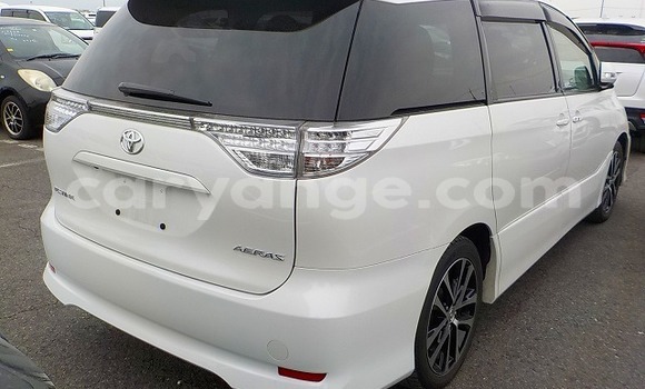 Buy Used Toyota Estima White Car in Windhoek in Namibia Buy Used Toyota Estima White Car in Windhoek in Namibia