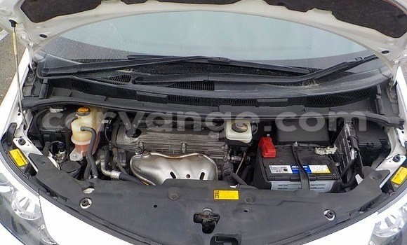 Buy Used Toyota Estima White Car in Windhoek in Namibia Buy Used Toyota Estima White Car in Windhoek in Namibia