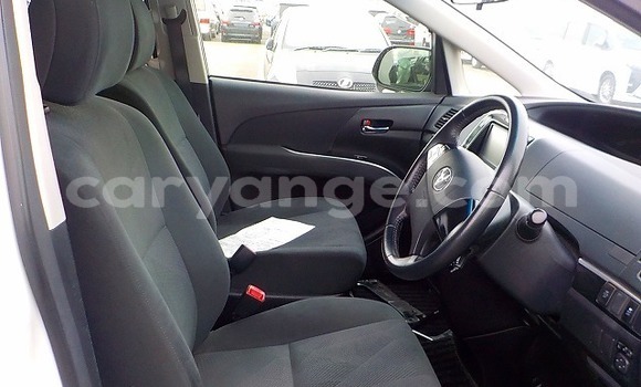 Buy Used Toyota Noah Red Car in Windhoek in Namibia Buy Used Toyota Noah Red Car in Windhoek in Namibia