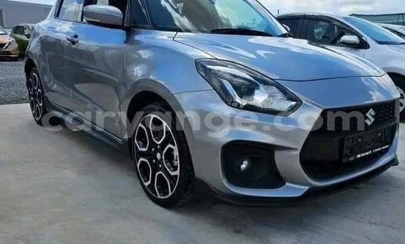 Buy Used Suzuki Swift Silver Car in Gobabis in Omaheke
