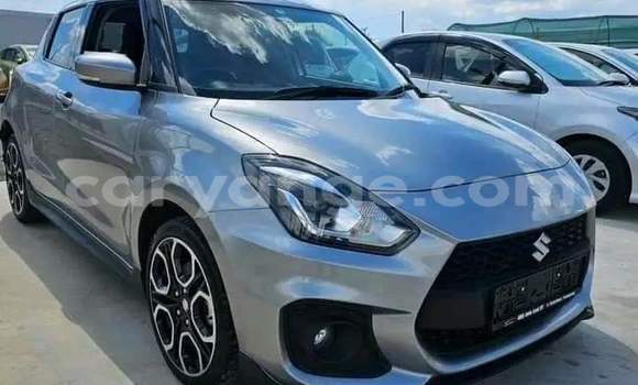 Buy Used Suzuki Swift Silver Car in Gobabis in Omaheke Buy Used Suzuki Swift Silver Car in Gobabis in Omaheke