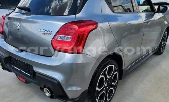 Buy Used Suzuki Swift Silver Car in Gobabis in Omaheke Buy Used Suzuki Swift Silver Car in Gobabis in Omaheke