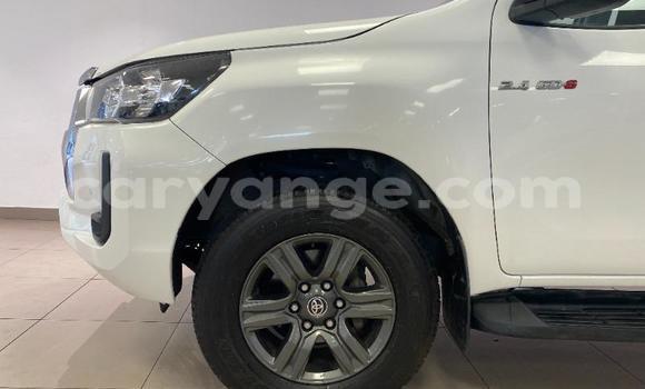 Buy Used Toyota Hilux White Car in Gobabis in Omaheke Buy Used Toyota Hilux White Car in Gobabis in Omaheke