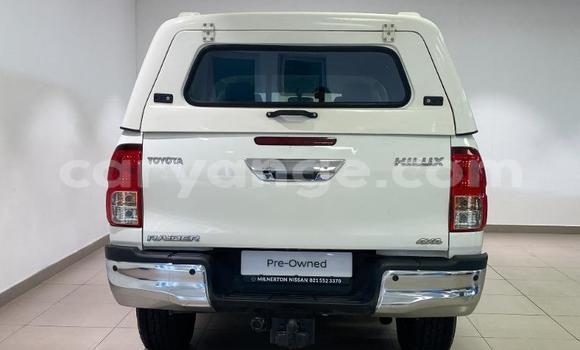 Buy Used Toyota Hilux White Car in Gobabis in Omaheke Buy Used Toyota Hilux White Car in Gobabis in Omaheke