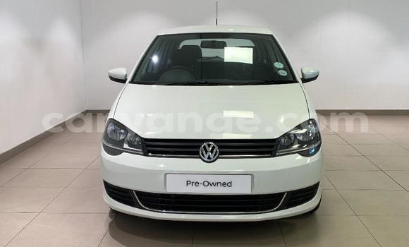 Buy Used Volkswagen Polo White Car in Gobabis in Omaheke