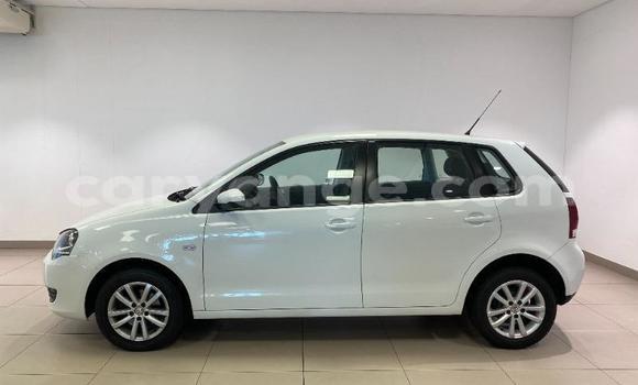 Buy Used Volkswagen Polo White Car in Gobabis in Omaheke Buy Used Volkswagen Polo White Car in Gobabis in Omaheke