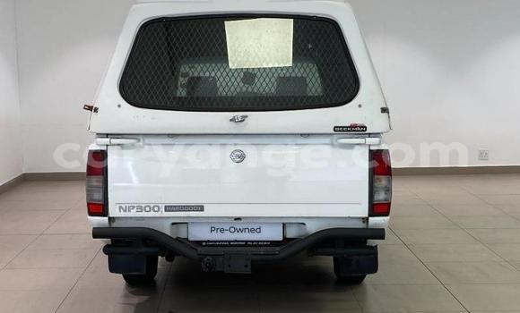 Buy Used Nissan NP 300 White Car in Gobabis in Omaheke Buy Used Nissan NP 300 White Car in Gobabis in Omaheke