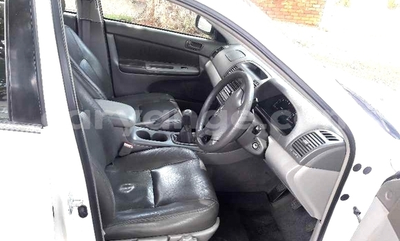 Acheter Occasion Voiture Toyota Camry Blanc à Okahandja, Namibie Acheter Occasion Voiture Toyota Camry Blanc à Okahandja, Namibie