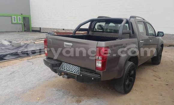 Buy Used Isuzu Ascender Other Car in Windhoek in Namibia Buy Used Isuzu Ascender Other Car in Windhoek in Namibia