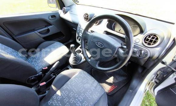 Acheter Occasion Voiture Ford Fiesta Gris à Gobabis, Omaheke Acheter Occasion Voiture Ford Fiesta Gris à Gobabis, Omaheke