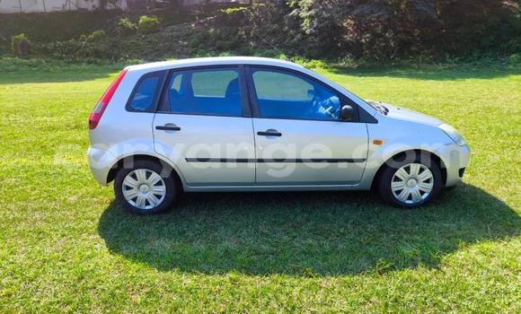 Acheter Occasion Voiture Ford Fiesta Gris à Gobabis, Omaheke Acheter Occasion Voiture Ford Fiesta Gris à Gobabis, Omaheke