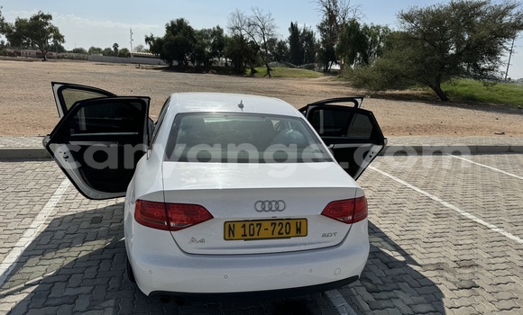 Acheter Occasion Voiture Audi A4 Blanc à Walvis Bay, Namibie Acheter Occasion Voiture Audi A4 Blanc à Walvis Bay, Namibie