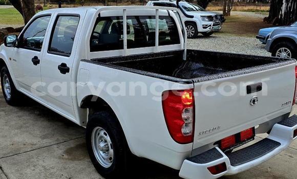 Buy Used GMC Sierra White Car in Gobabis in Omaheke Buy Used GMC Sierra White Car in Gobabis in Omaheke