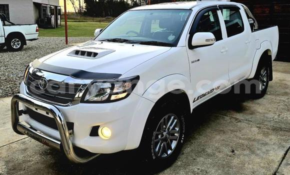 Buy Used Toyota Hilux White Car in Gobabis in Omaheke Buy Used Toyota Hilux White Car in Gobabis in Omaheke