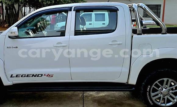 Buy Used Toyota Hilux White Car in Gobabis in Omaheke Buy Used Toyota Hilux White Car in Gobabis in Omaheke