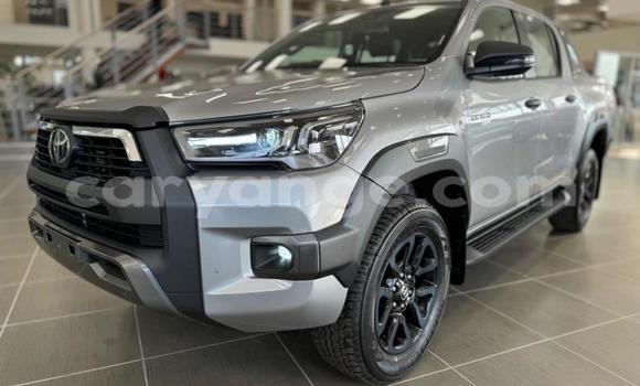 Buy Used Toyota Hilux Silver Car in Gobabis in Omaheke Buy Used Toyota Hilux Silver Car in Gobabis in Omaheke