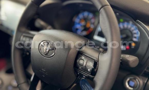 Buy Used Toyota Hilux Silver Car in Gobabis in Omaheke Buy Used Toyota Hilux Silver Car in Gobabis in Omaheke