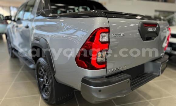 Buy Used Toyota Hilux Silver Car in Gobabis in Omaheke Buy Used Toyota Hilux Silver Car in Gobabis in Omaheke