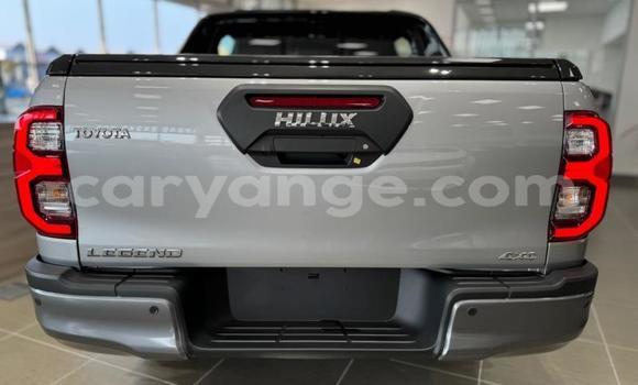 Buy Used Toyota Hilux Silver Car in Gobabis in Omaheke Buy Used Toyota Hilux Silver Car in Gobabis in Omaheke