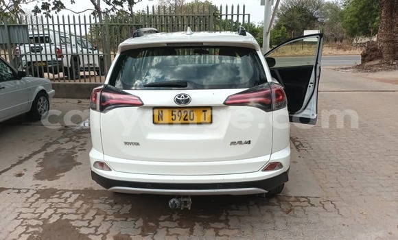 Acheter Occasion Voiture Toyota RAV4 Blanc à Tsumeb, Oshikoto Acheter Occasion Voiture Toyota RAV4 Blanc à Tsumeb, Oshikoto