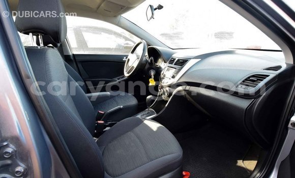 Acheter Import Voiture Hyundai Accent Autre à Import - Dubai, Namibie Acheter Import Voiture Hyundai Accent Autre à Import - Dubai, Namibie