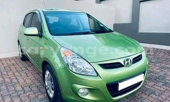 Acheter Occasion Voiture Hyundai I20 Vert à Gobabis, Omaheke Acheter Occasion Voiture Hyundai I20 Vert à Gobabis, Omaheke