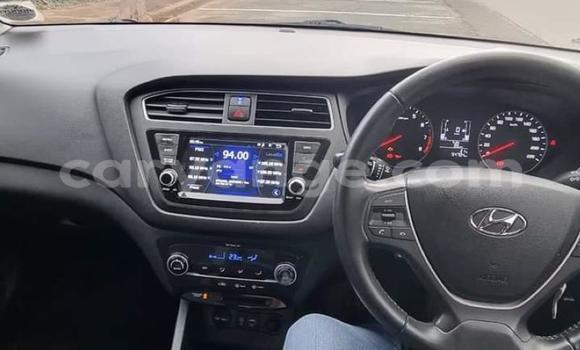 Acheter Occasion Voiture Hyundai I20 Bleu à Gobabis, Omaheke Acheter Occasion Voiture Hyundai I20 Bleu à Gobabis, Omaheke