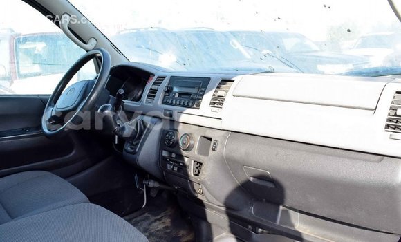 Acheter Import Voiture Toyota Hi Ace Blanc à Import - Dubai, Namibie Acheter Import Voiture Toyota Hi Ace Blanc à Import - Dubai, Namibie