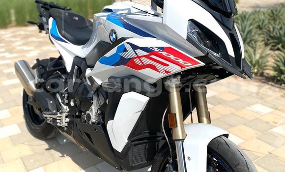 Buy Used BMW S 1000 White Bike in Windhoek in Namibia Buy Used BMW S 1000 White Bike in Windhoek in Namibia
