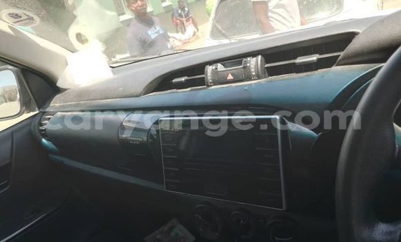 Acheter Occasion Voiture Toyota 4Runner Blanc à Windhoek, Namibie Acheter Occasion Voiture Toyota 4Runner Blanc à Windhoek, Namibie