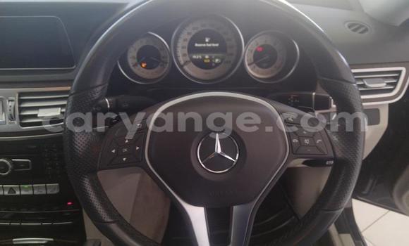 Acheter Occasion Voiture Mercedes-Benz E–Class Autre à Windhoek, Namibie Acheter Occasion Voiture Mercedes-Benz E–Class Autre à Windhoek, Namibie