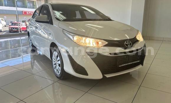 Acheter Occasion Voiture Toyota Yaris Blanc à Gobabis, Omaheke Acheter Occasion Voiture Toyota Yaris Blanc à Gobabis, Omaheke