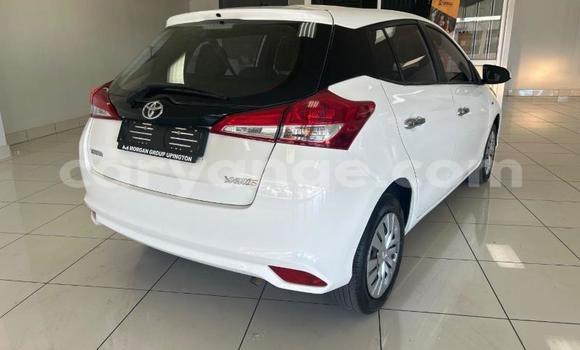 Acheter Occasion Voiture Toyota Yaris Blanc à Gobabis, Omaheke Acheter Occasion Voiture Toyota Yaris Blanc à Gobabis, Omaheke