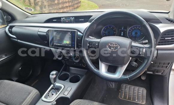 Buy Used Toyota Hilux White Car in Windhoek in Namibia Buy Used Toyota Hilux White Car in Windhoek in Namibia