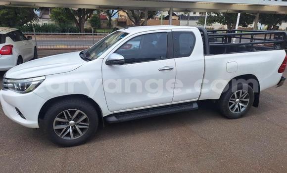 Buy Used Toyota Hilux White Car in Windhoek in Namibia Buy Used Toyota Hilux White Car in Windhoek in Namibia