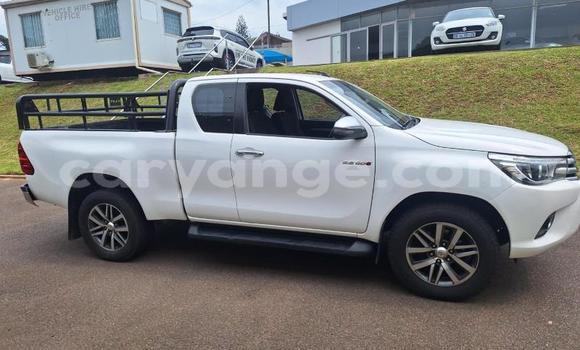 Buy Used Toyota Hilux White Car in Windhoek in Namibia Buy Used Toyota Hilux White Car in Windhoek in Namibia