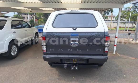Acheter Occasion Voiture Ford Ranger Noir à Windhoek, Namibie Acheter Occasion Voiture Ford Ranger Noir à Windhoek, Namibie