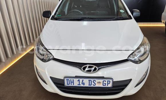 Buy Used Hyundai I20 White Car in Gobabis in Omaheke