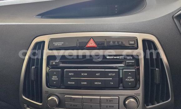 Acheter Occasion Voiture Hyundai I20 Blanc à Gobabis, Omaheke Acheter Occasion Voiture Hyundai I20 Blanc à Gobabis, Omaheke