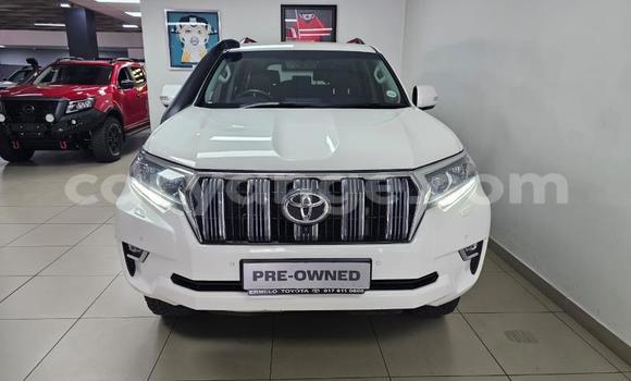 Acheter Occasion Voiture Toyota Land Cruiser Prado Blanc à Gobabis, Omaheke Acheter Occasion Voiture Toyota Land Cruiser Prado Blanc à Gobabis, Omaheke