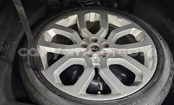 Buy Used Land Rover Range Rover Sport White Car in Gobabis in Omaheke Buy Used Land Rover Range Rover Sport White Car in Gobabis in Omaheke