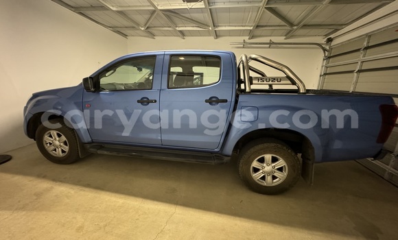 Buy Used Isuzu KB Blue Car in Windhoek in Namibia